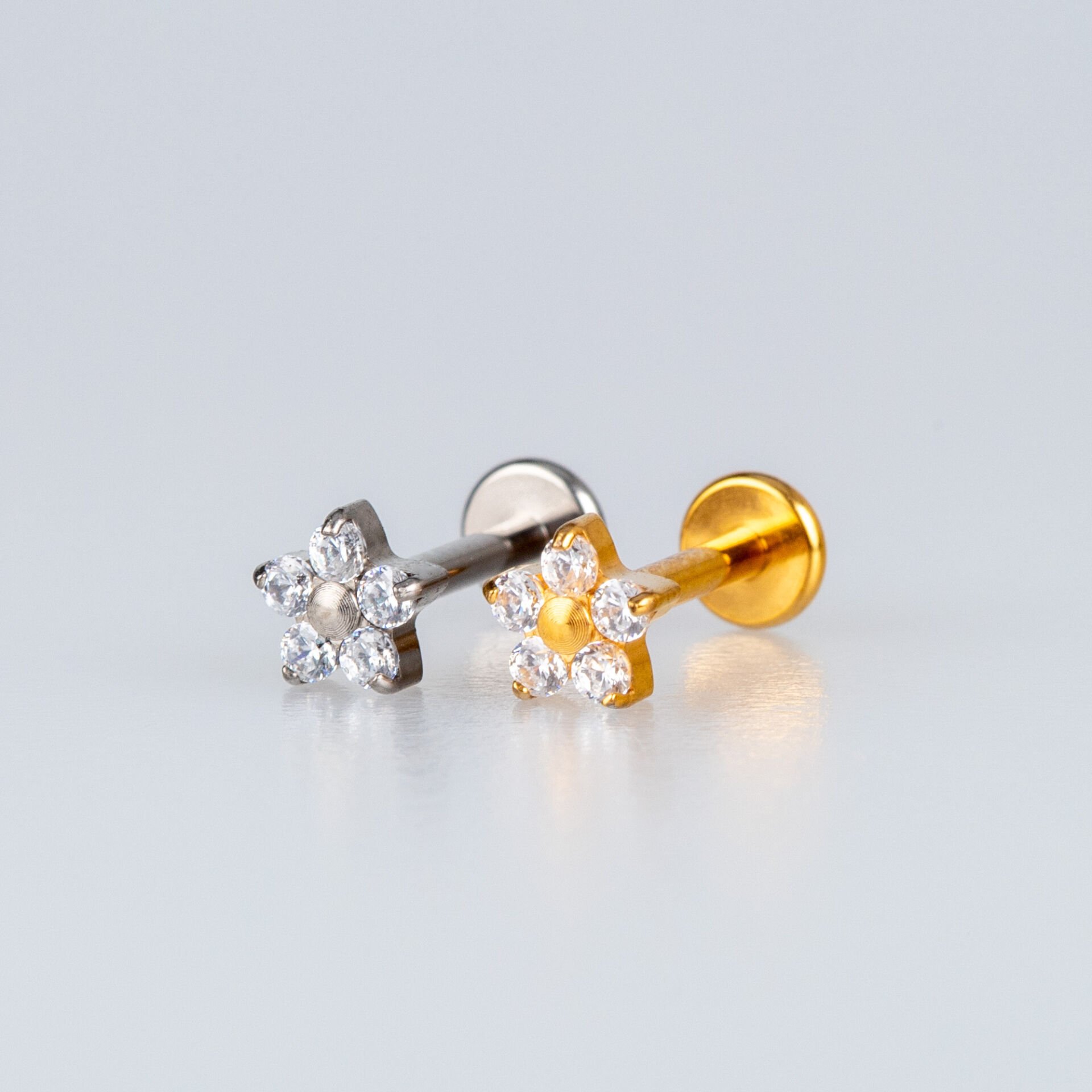 Piercing Titanyum Tragus Yıldız