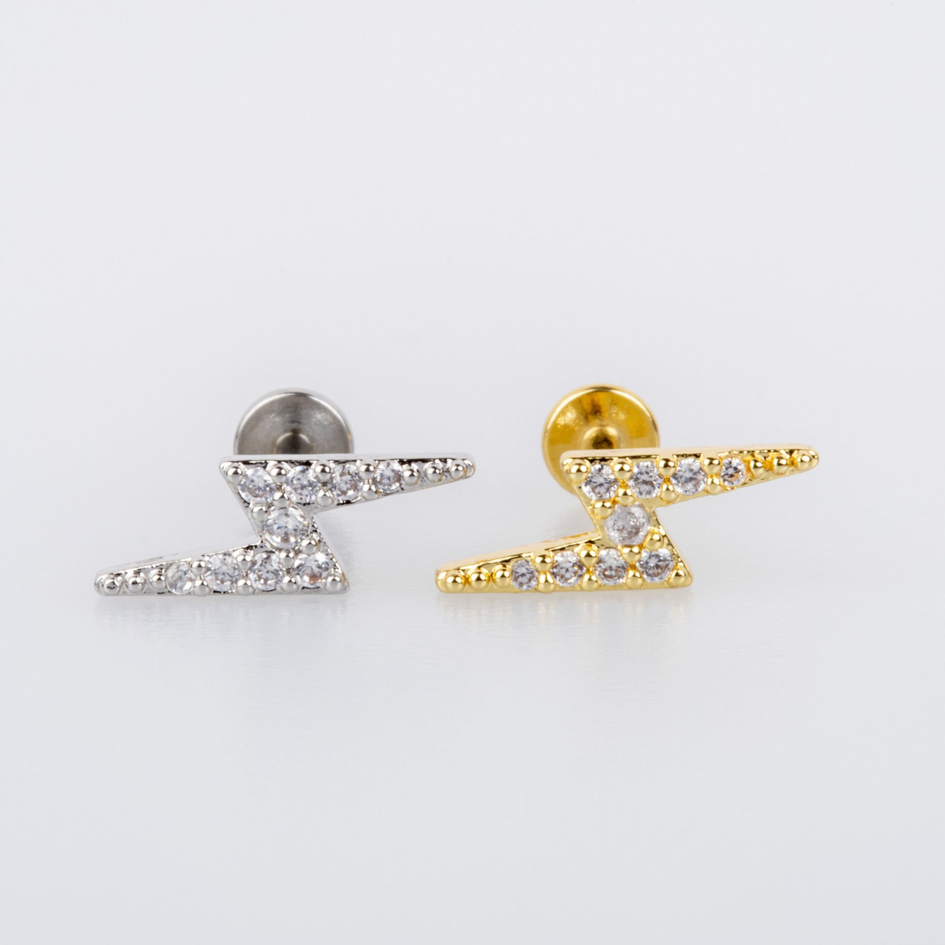 Piercing Tragus Şimşek