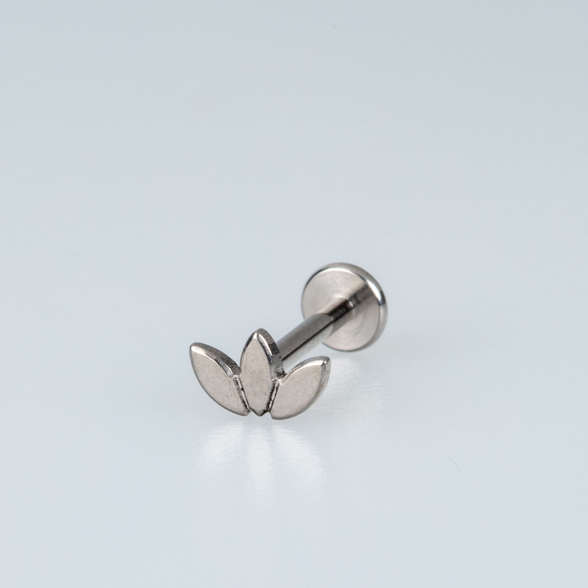 Piercing Titanyum Tragus Lotus
