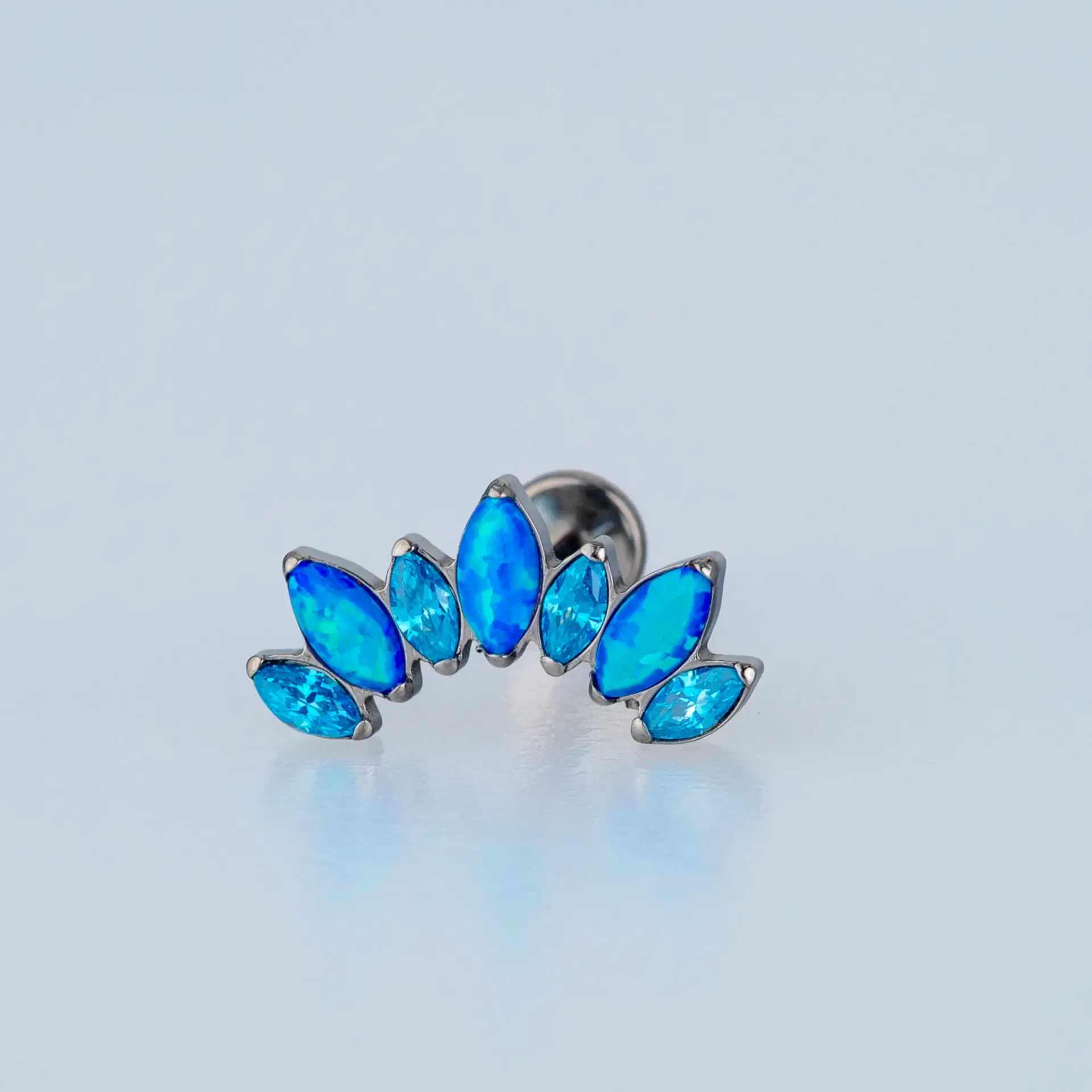 Piercing Titanyum Tragus Helix Opal Lotus