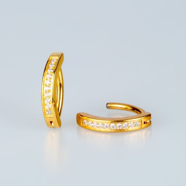 ثقب البطن الحجر الأصفر