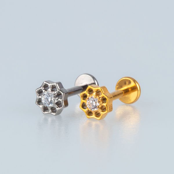 Piercing Titanyum Tragus Çiçek