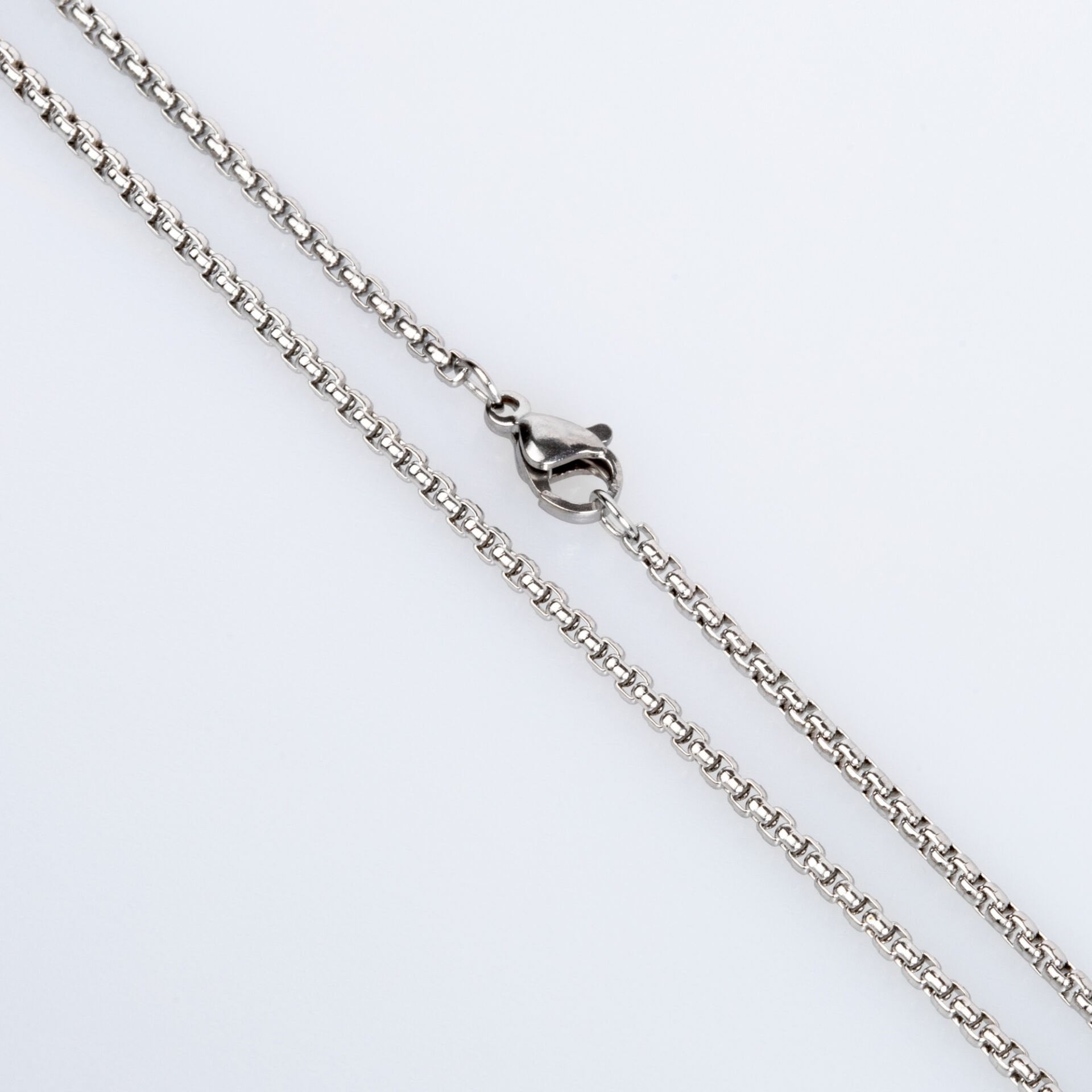 سلسال من الصلب 2 مم ابيض