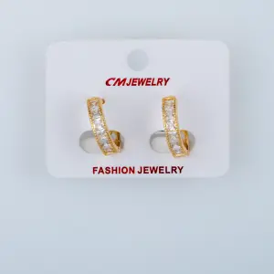 CM Jewelry 14K Kaplama Tırnaklı Halka Küpe