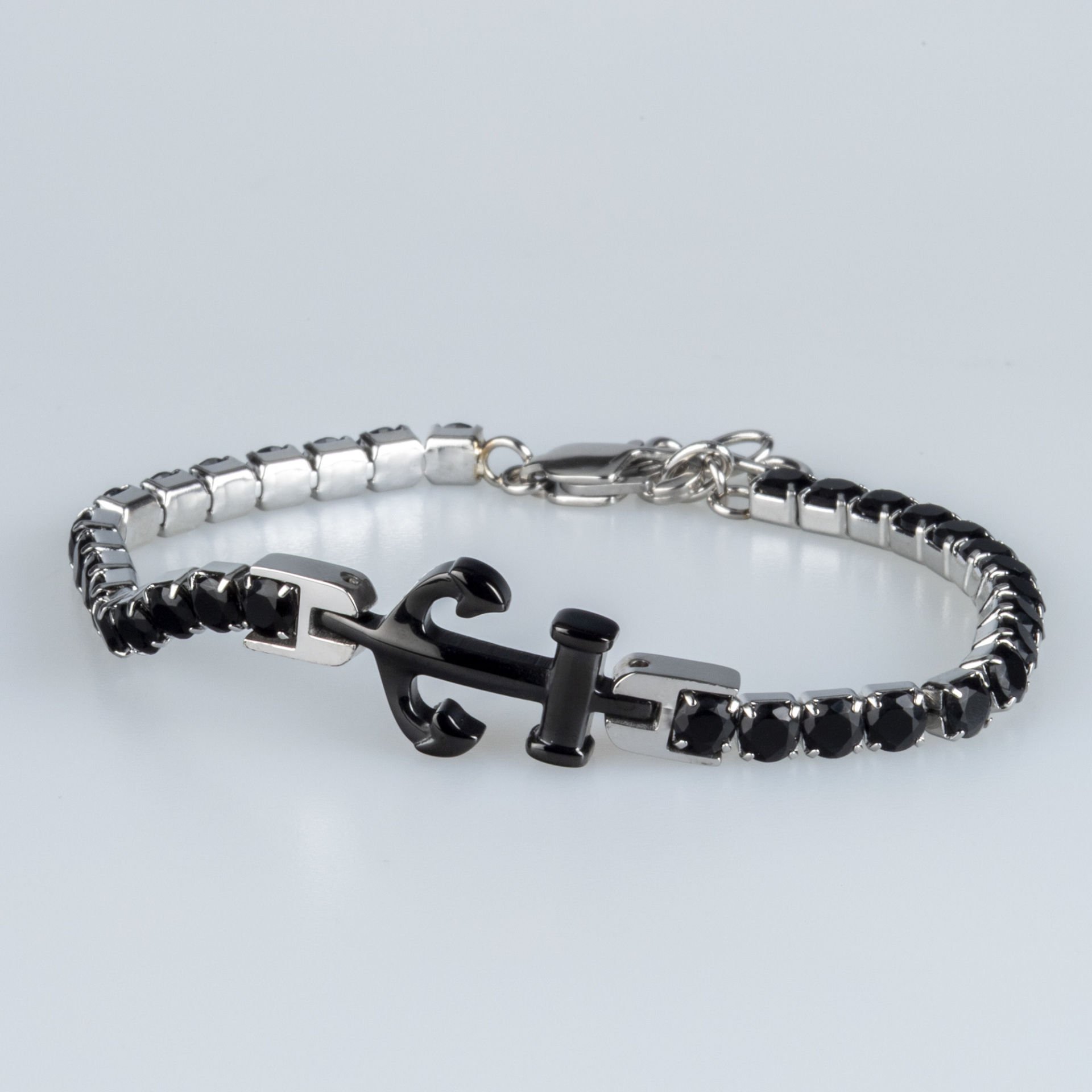 سوار فولاذي للرجال