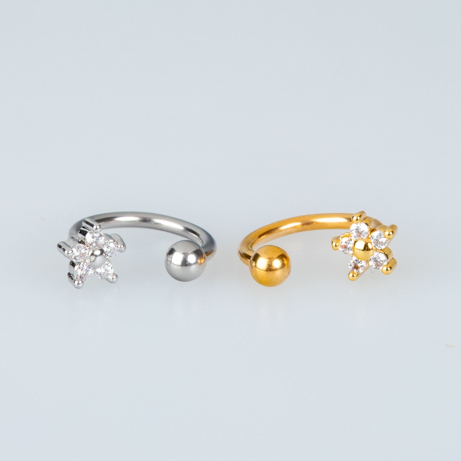 Piercing Cartilage Star Yellow