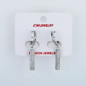 CM Jewelry Platin Kaplama Tırnaklı Halka Küpe