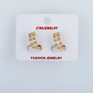 CM Jewelry 14K Kaplama Tırnaklı Halka Küpe
