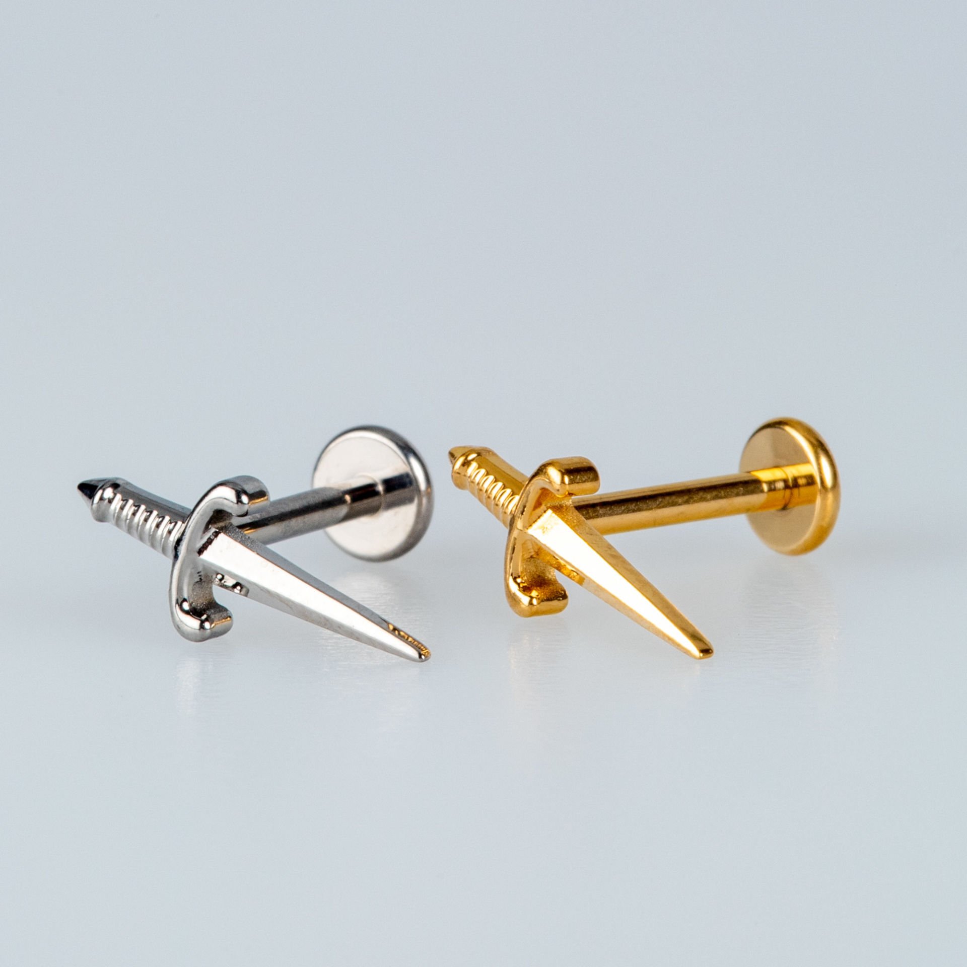 Piercing Titanyum Tragus Bıçak