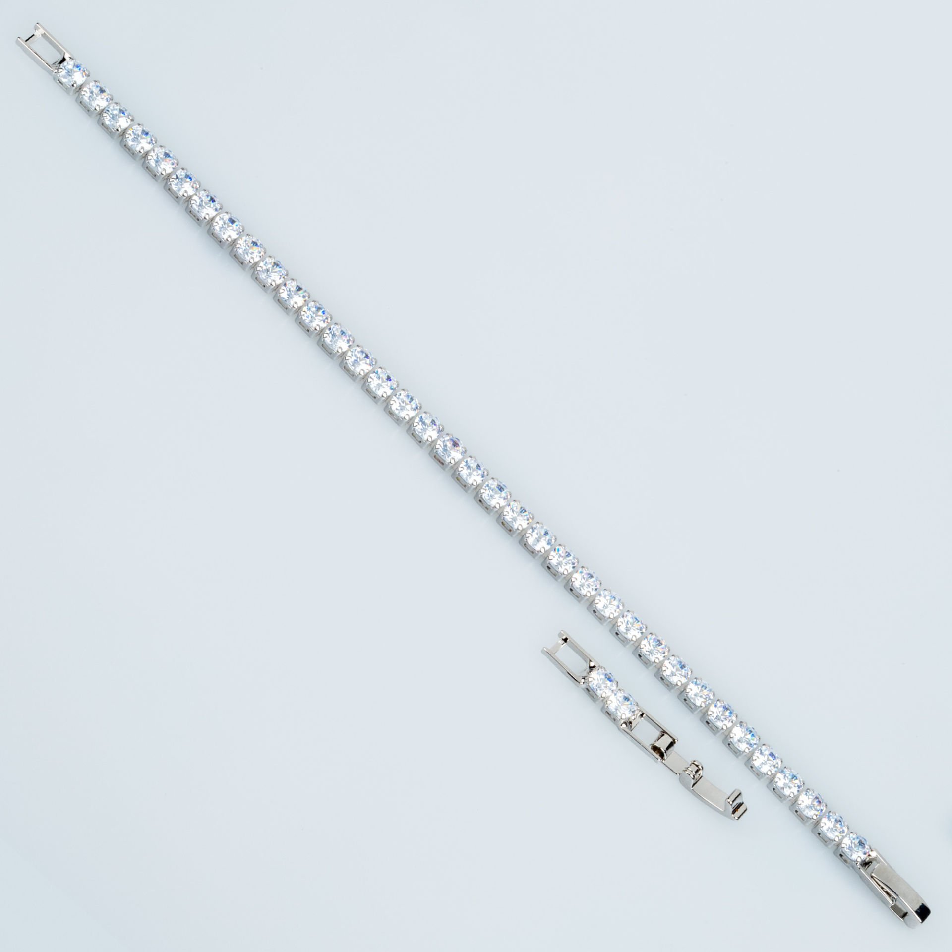 Çelik Bileklik 4mm Taş