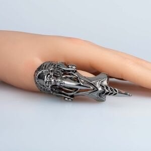 Şovalye Yüzük Güç, Stil ve Mistik Enerji Bir Arada