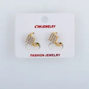 CM Jewelry 14K Kaplama Tırnaklı Halka Küpe