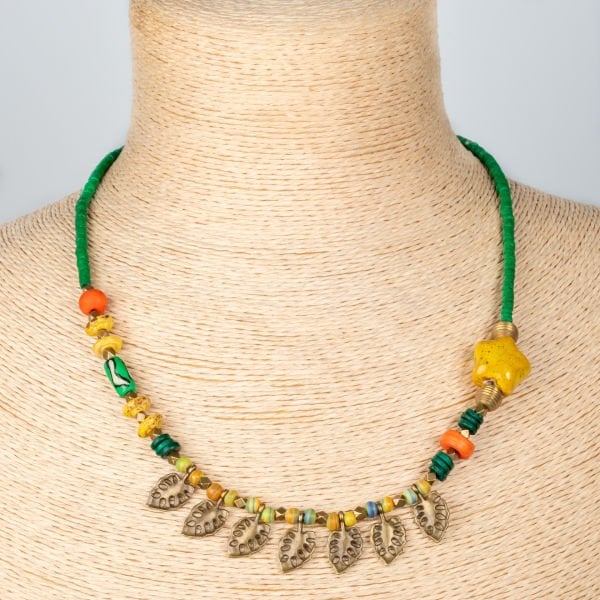 قلادة عرقية-حجر طبيعي 48 سم