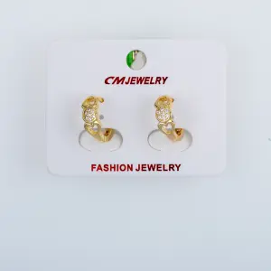 CM Jewelry 14K Kaplama Tırnaklı Halka Küpe