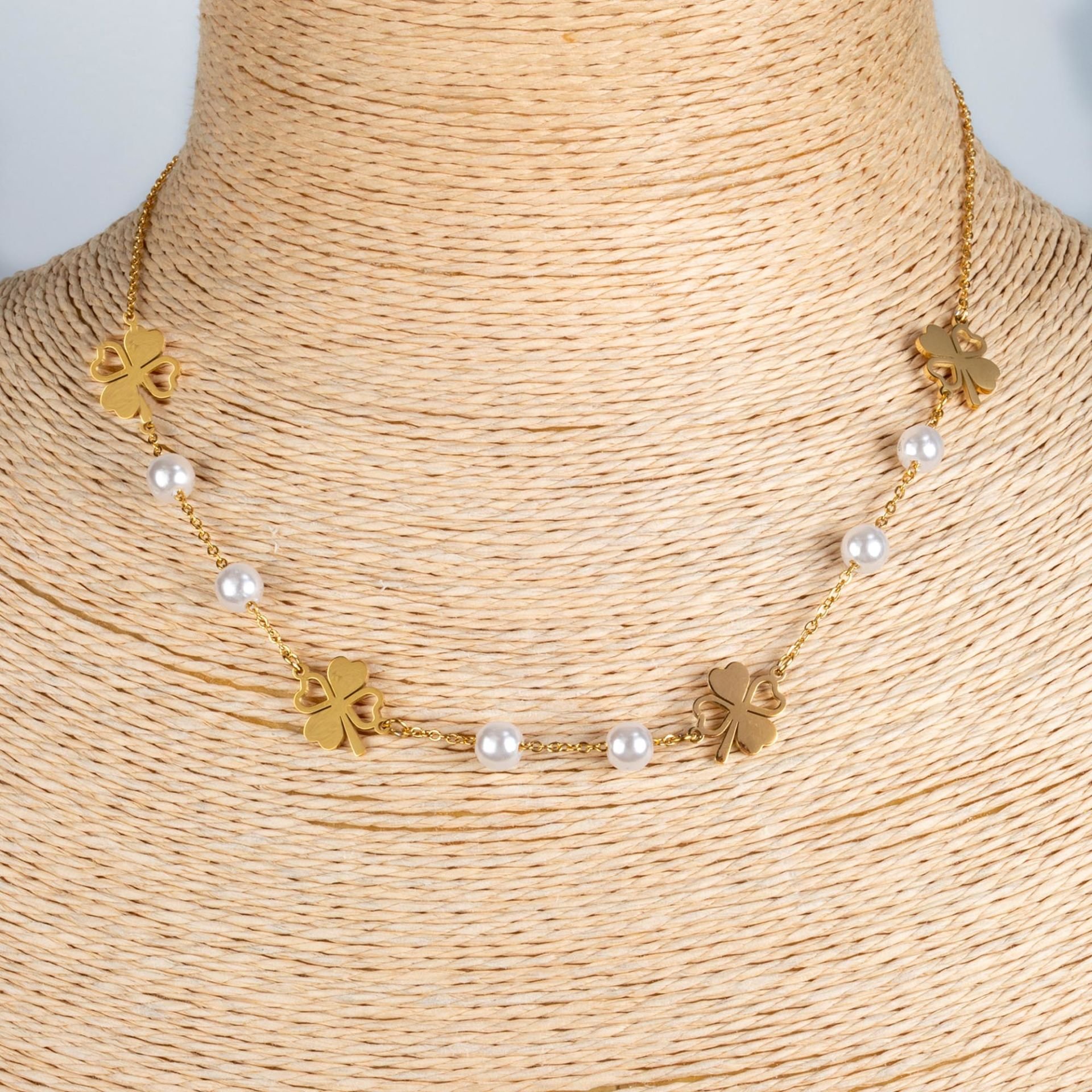 Steel Chain Necklace Clover