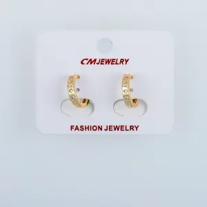 CM Jewelry 14K Kaplama Tırnaklı Halka Küpe