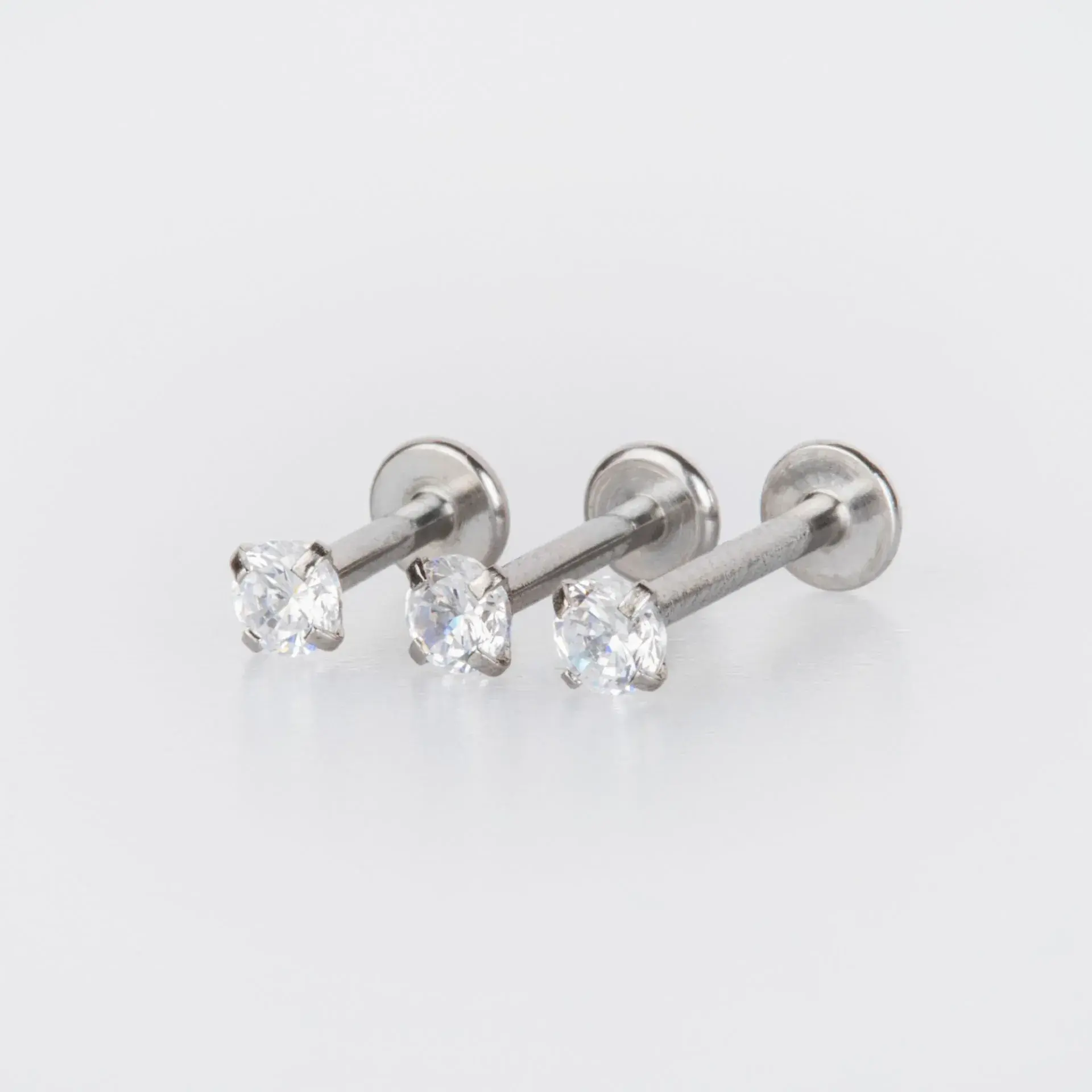 Piercing Labret 3mm Stone Length: 1.2x6x3mm