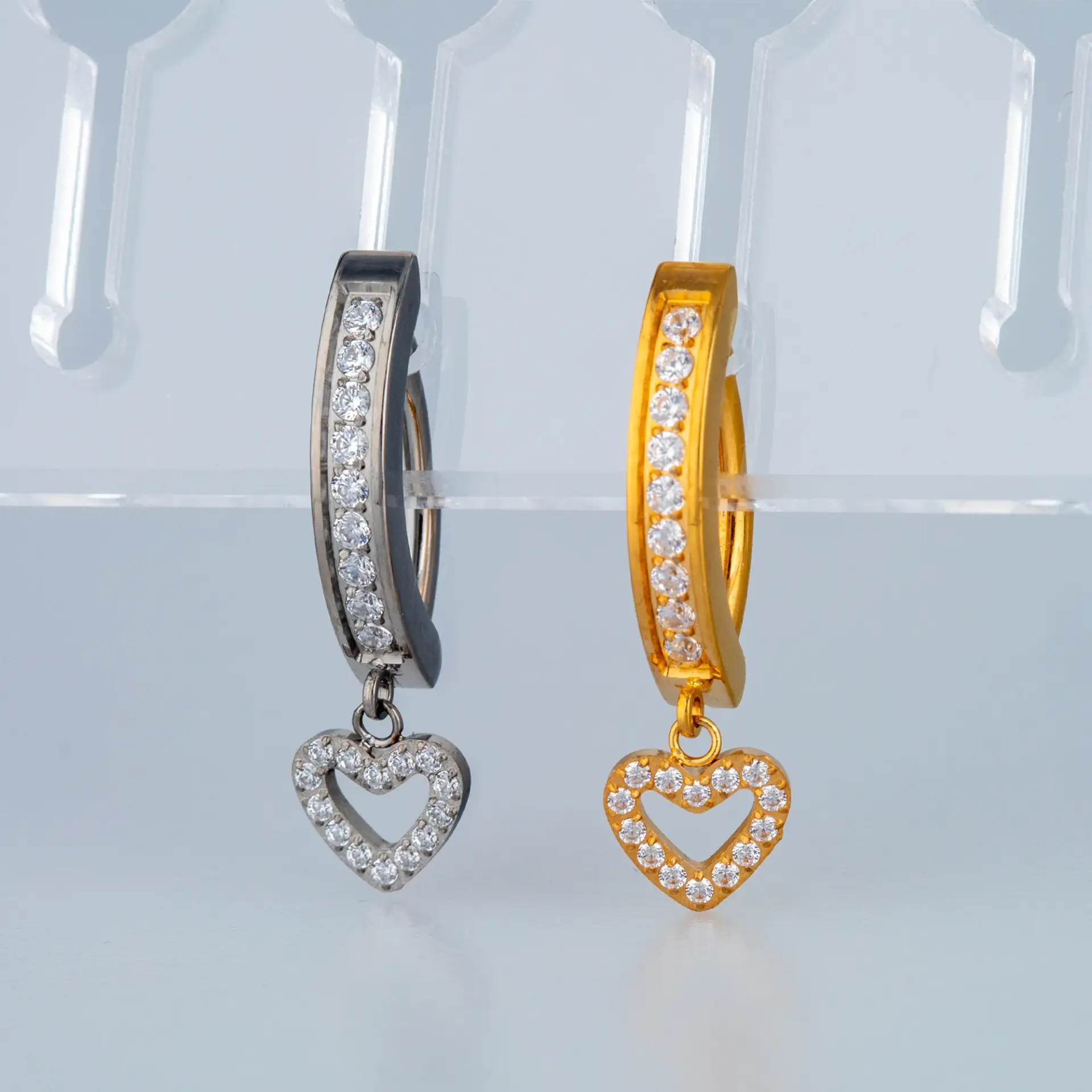 Piercing G23 Titanyum Göbek Fashion Kalp Sarı