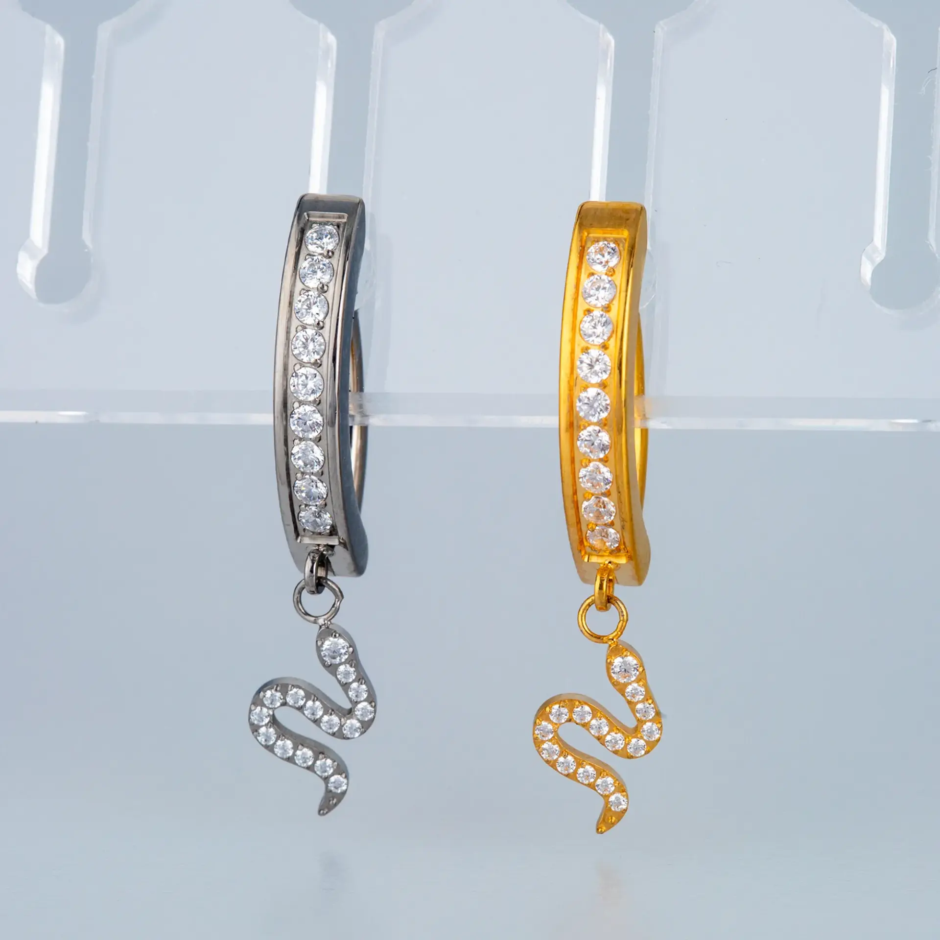 Piercing G23 Titanyum Göbek Fashion Yılan Beyaz