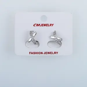 CM Jewelry Platin Kaplama Tırnaklı Halka Küpe