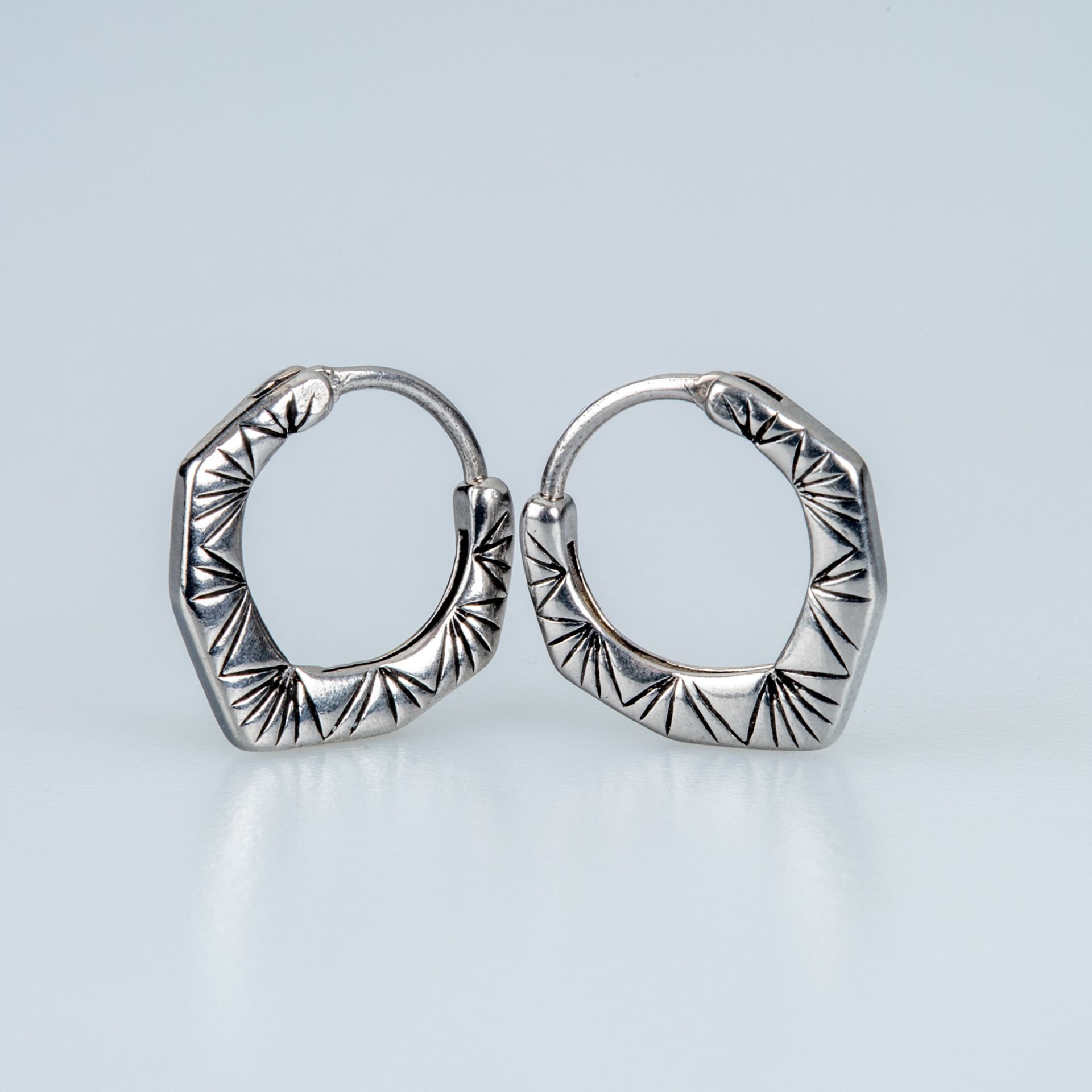 Steel Earring Gothic - Double