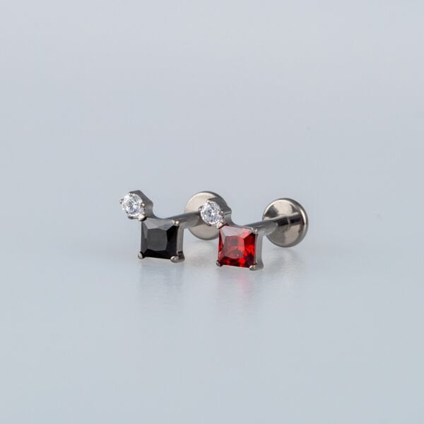 Piercing Titanyum Tragus Kare Taş