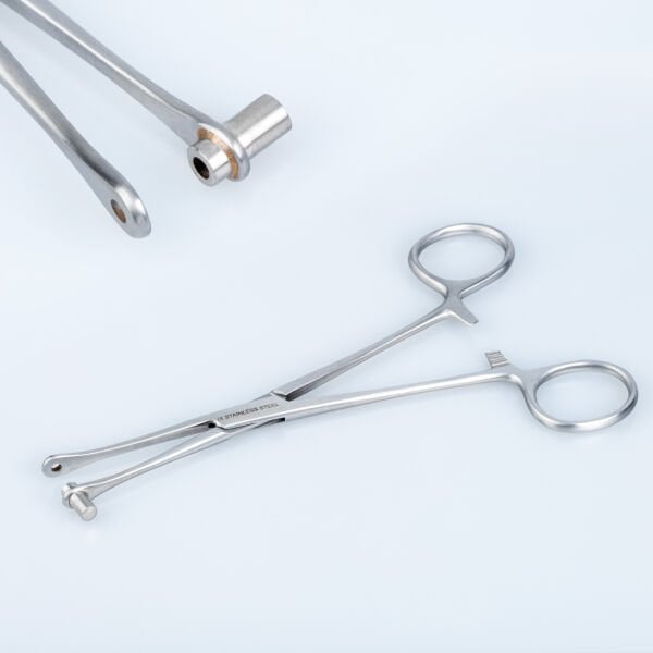 Needle Protected Closed Tube Forceps