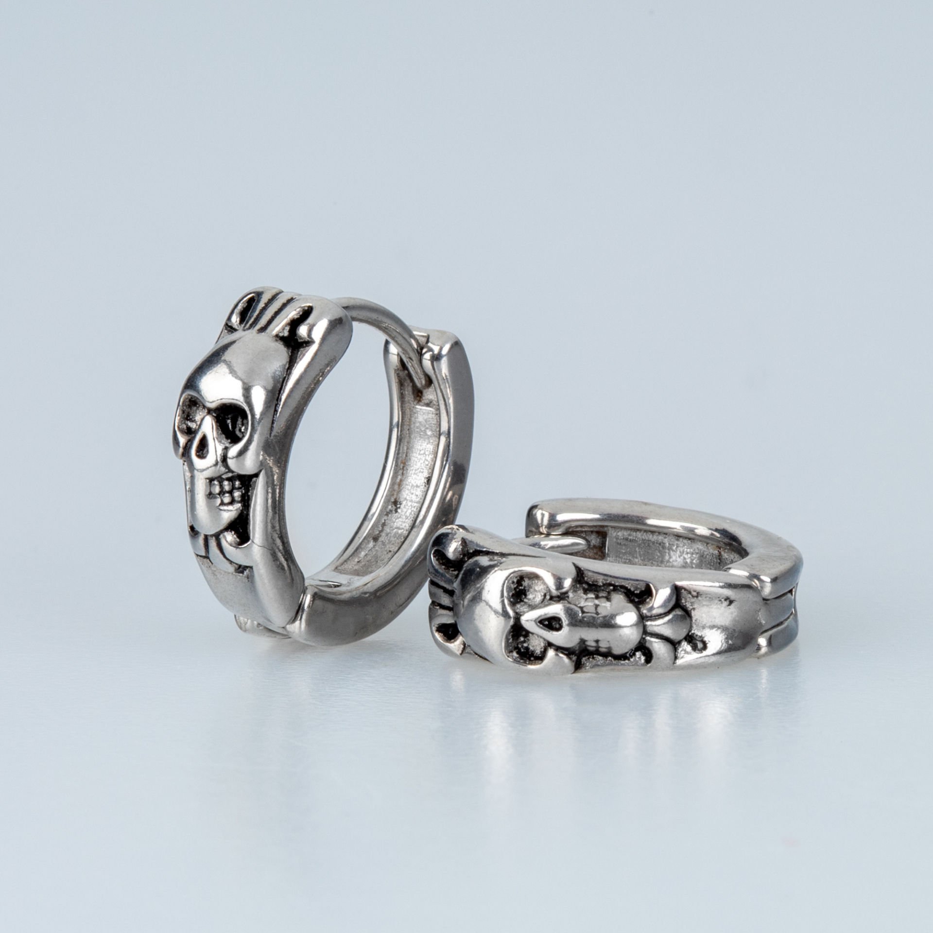 Steel Earring Gothic Skull - Pair