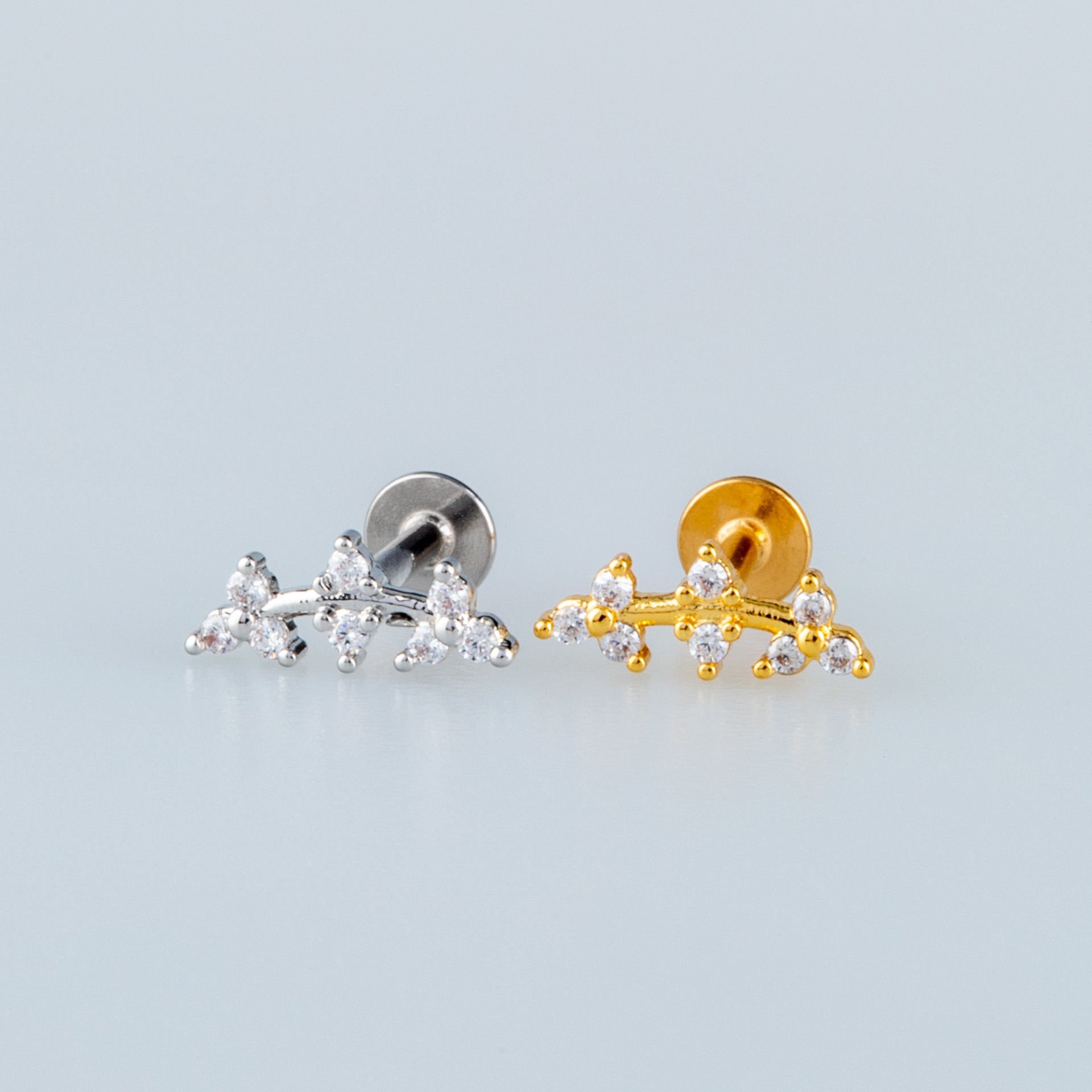 Piercing Tragus Çiçek