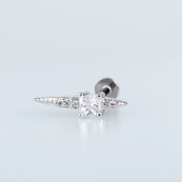 Piercing Tragus