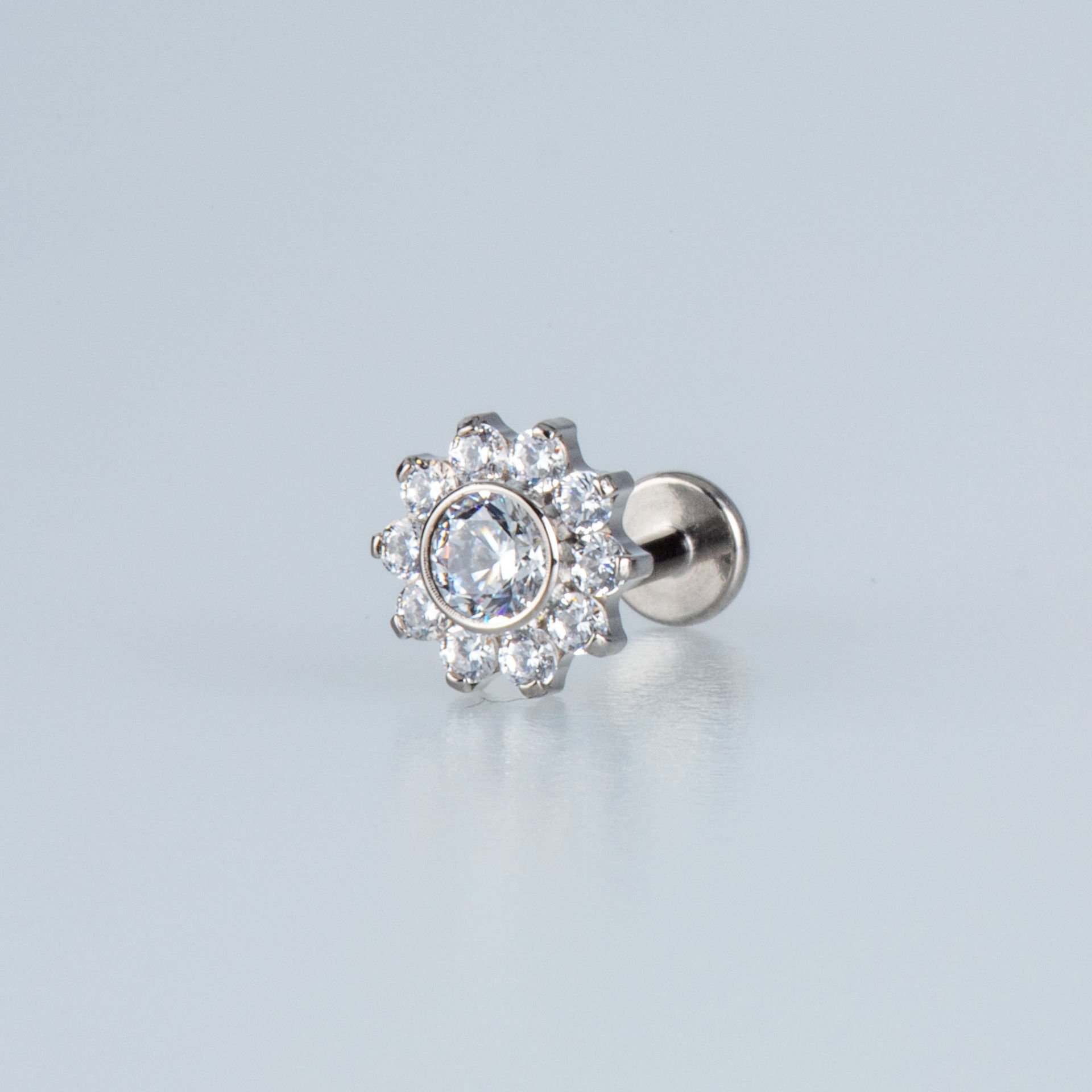Piercing Titanyum Tragus Çiçek