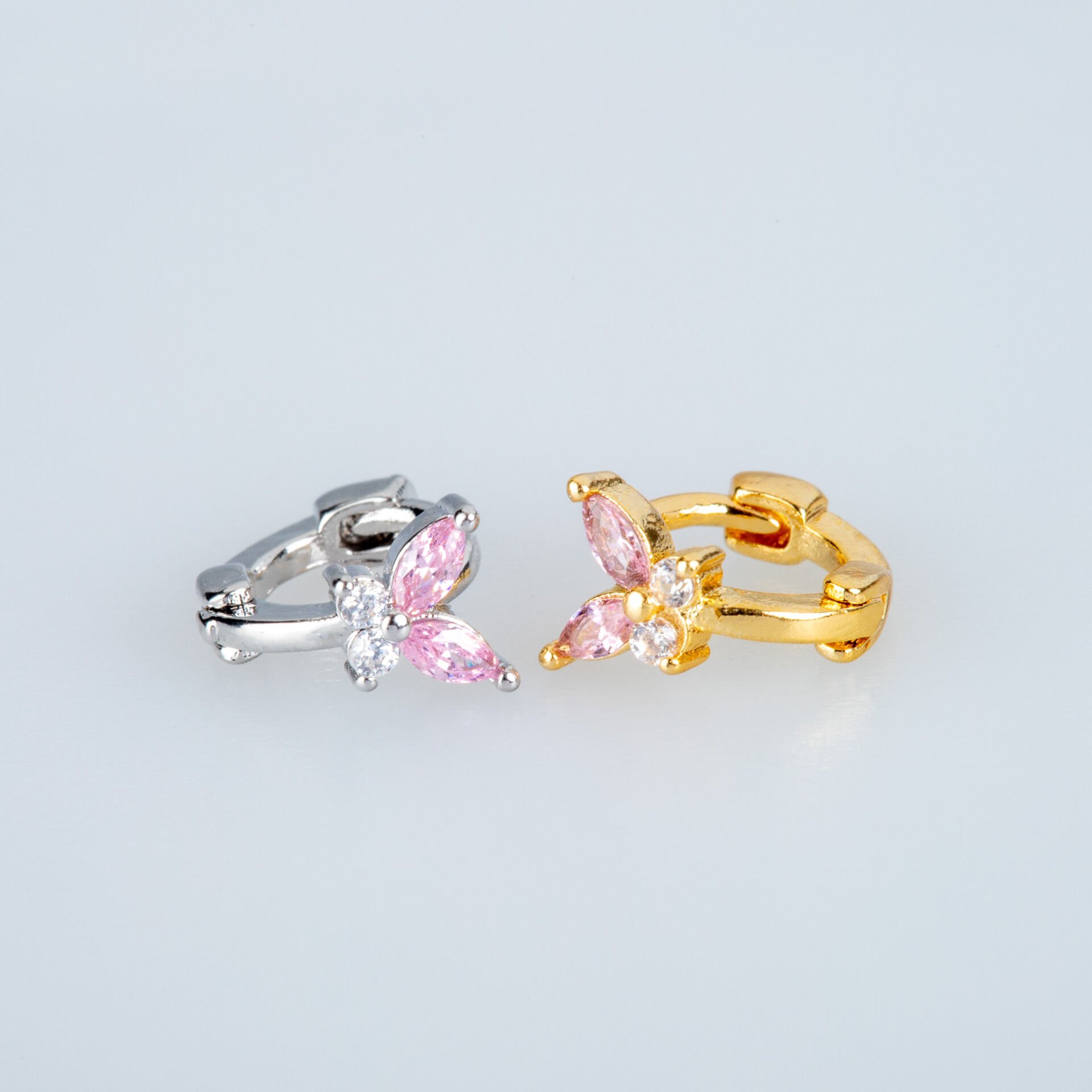 ثقب الفراشة الرخ الأصفر