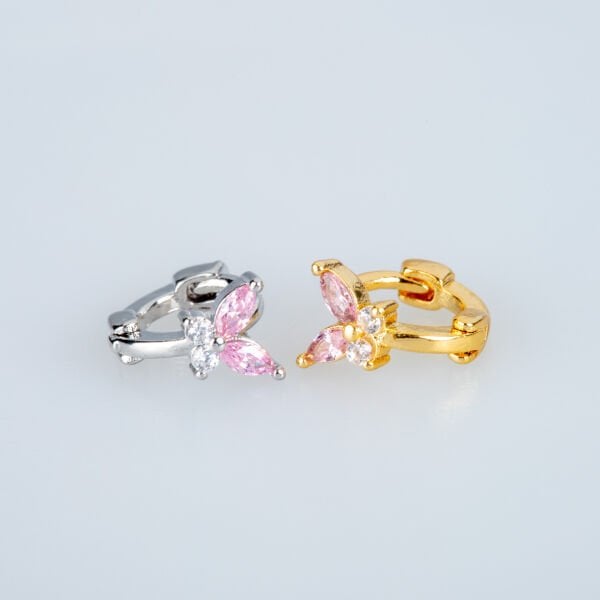 ثقب الفراشة الرخ الأصفر