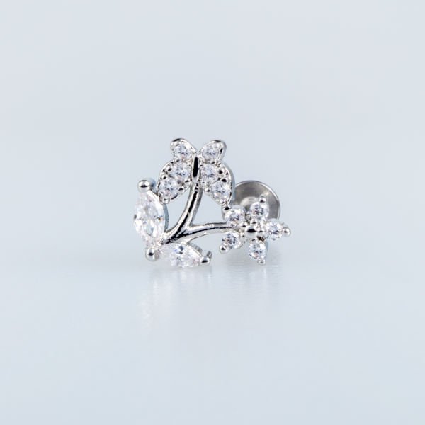 Piercing Tragus Çiçek
