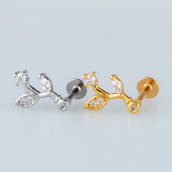 Piercing Tragus Çiçek