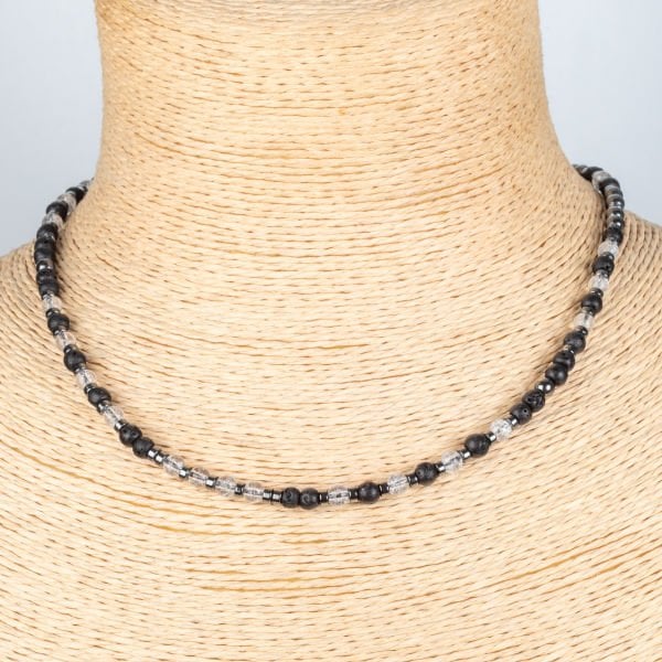 قلادة من حجر الهيماتيت الطبيعي