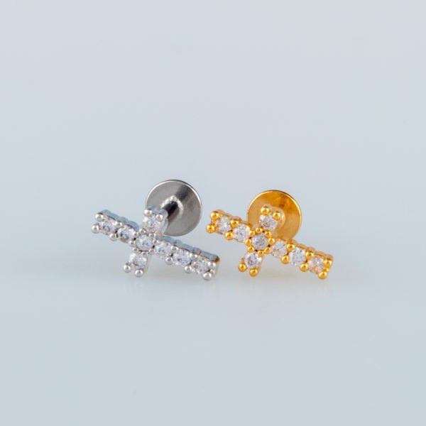 Piercing Tragus Haç