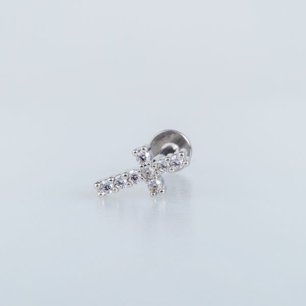 Piercing Tragus Haç