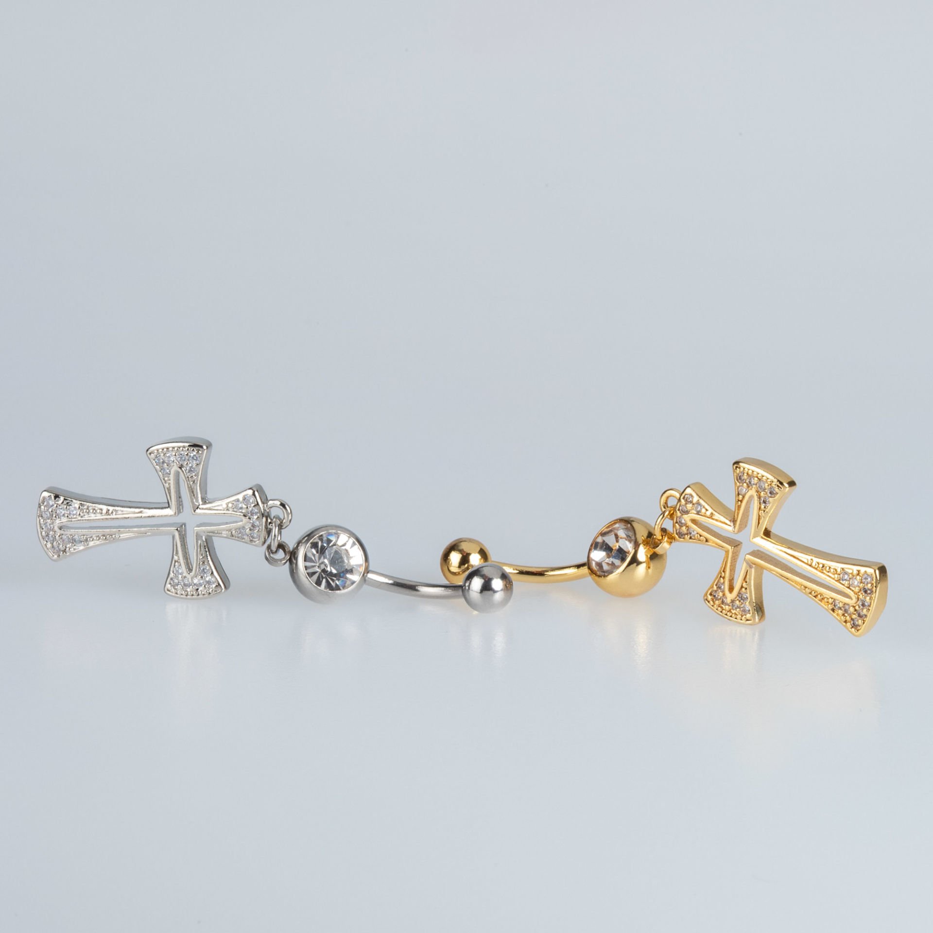 Piercing Göbek Haç
