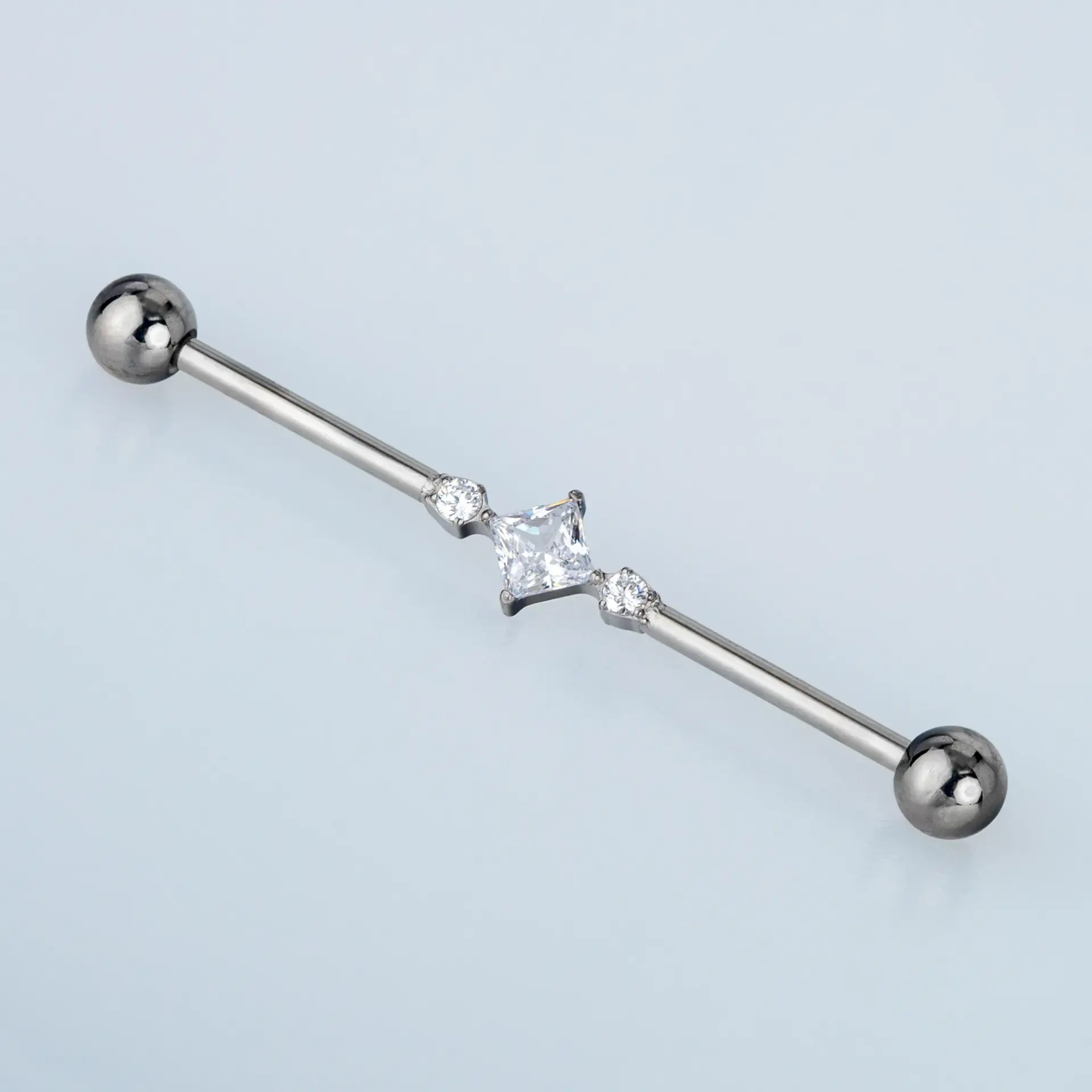 Piercing G23 Titanyum Köprü 1.6mm Bar 38mm
