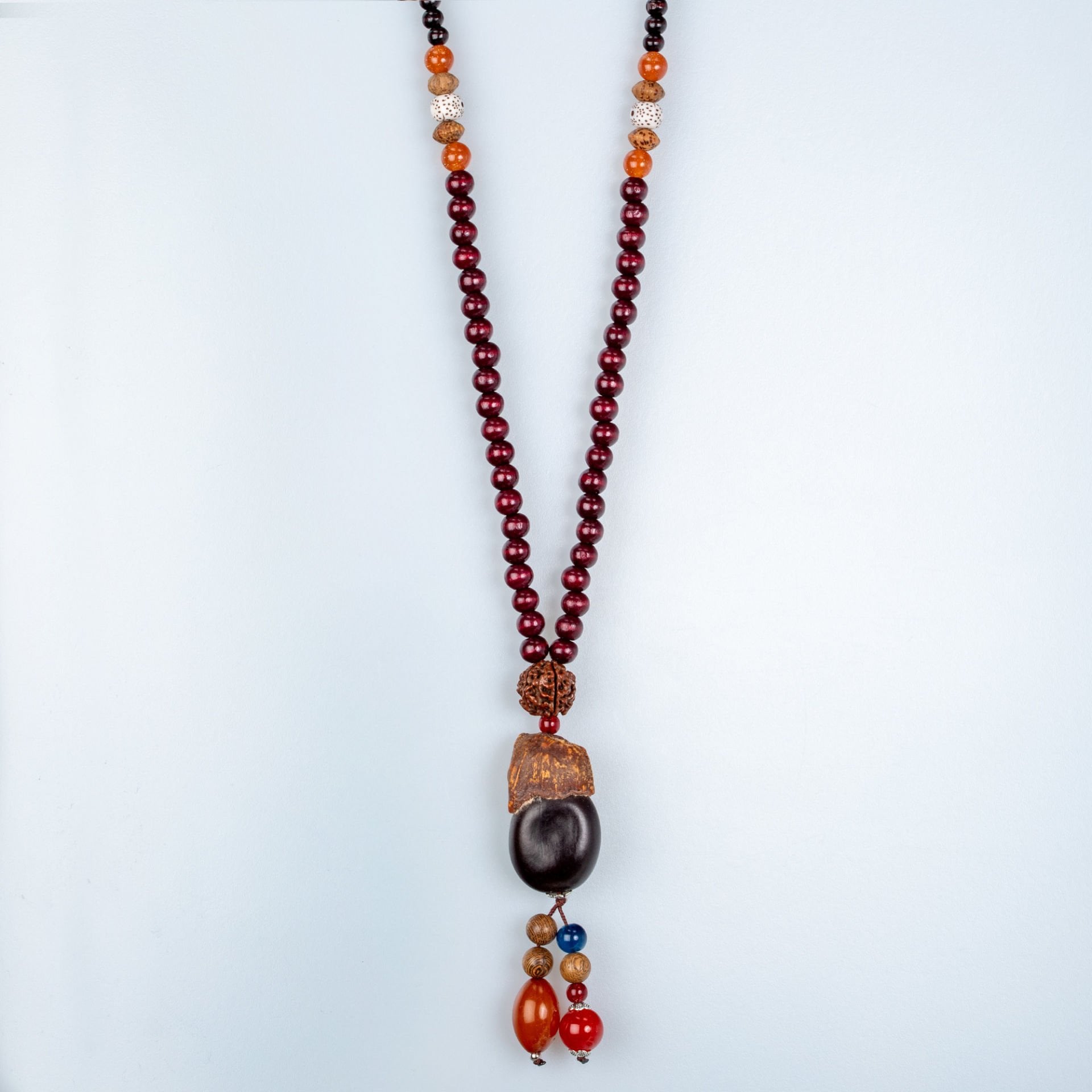 قلادة العرقية