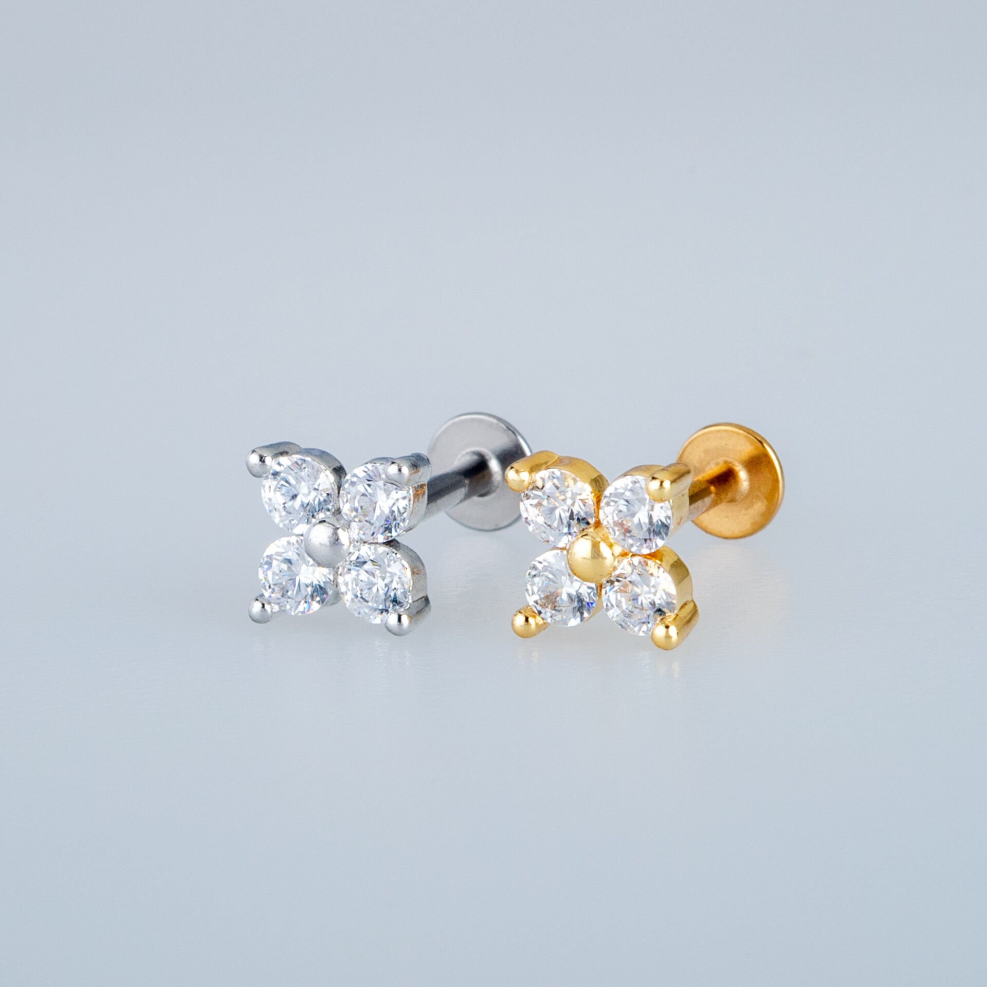 Piercing Tragus Çiçek