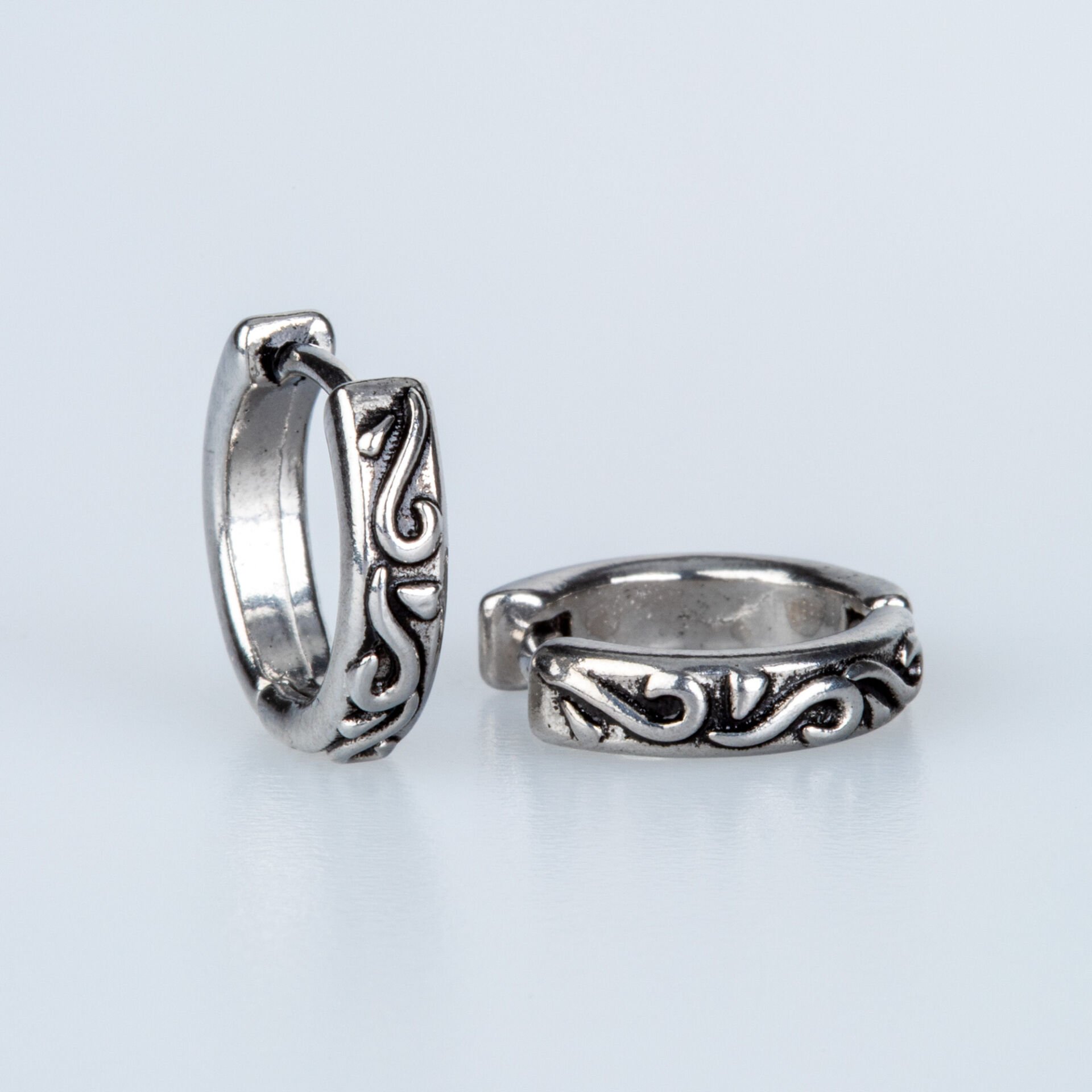 Steel Earring Gothic - Double