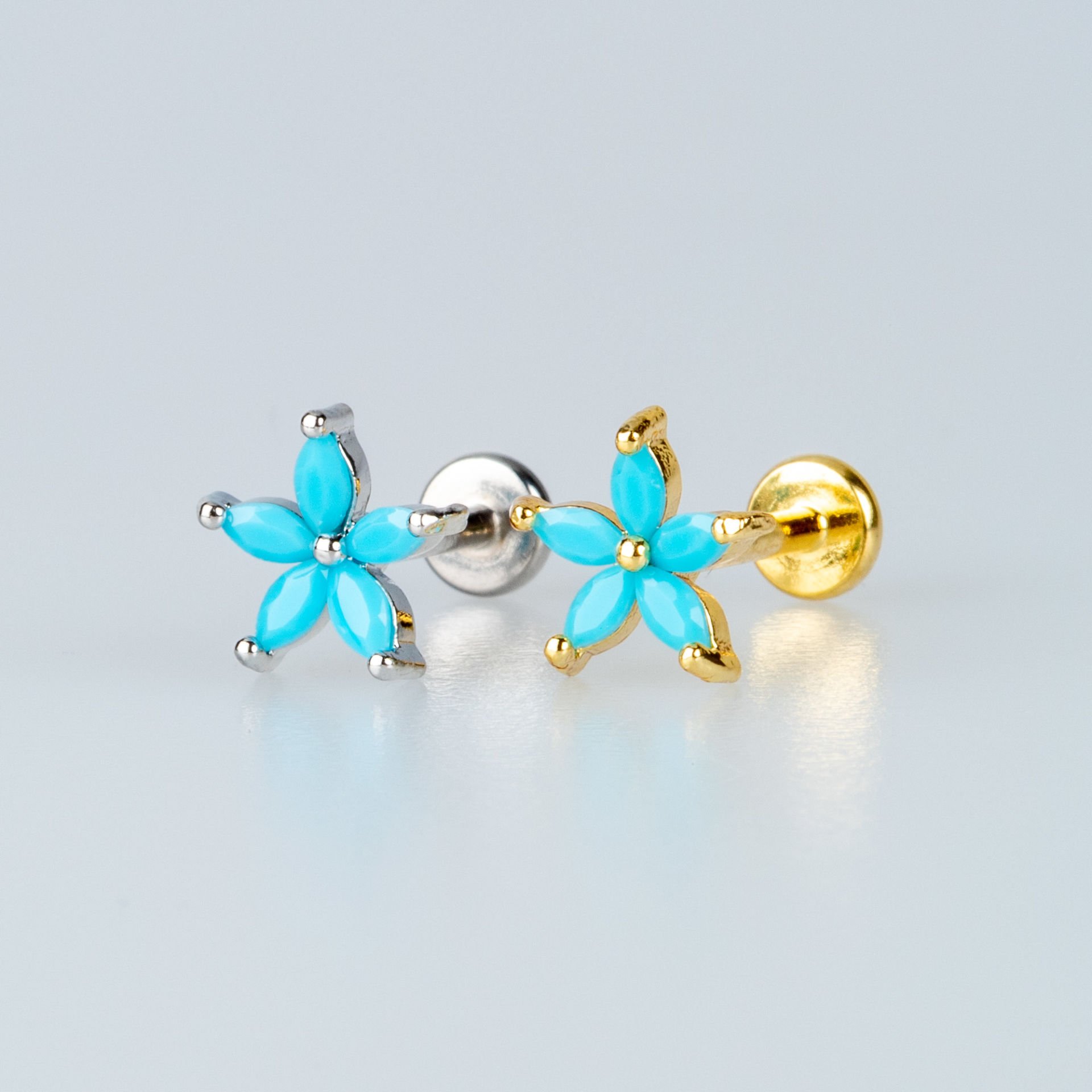Piercing Tragus Çiçek