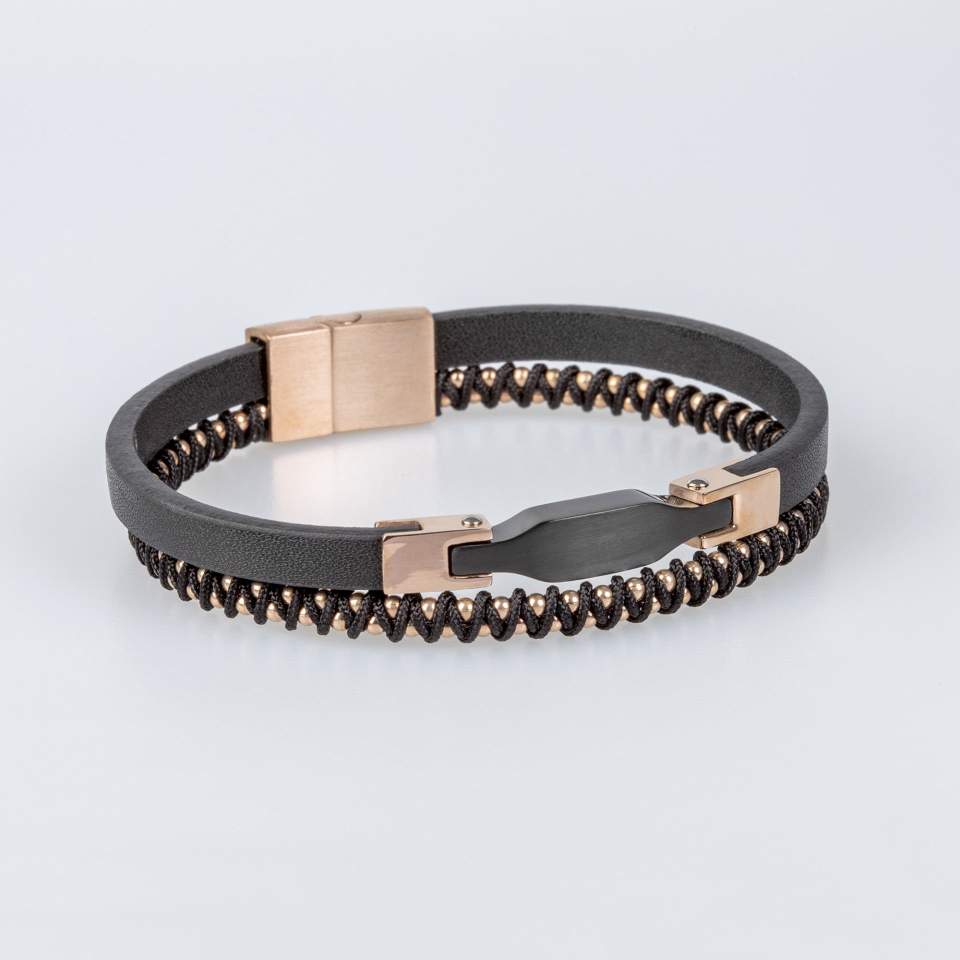 سوار جلد من الصلب للرجال