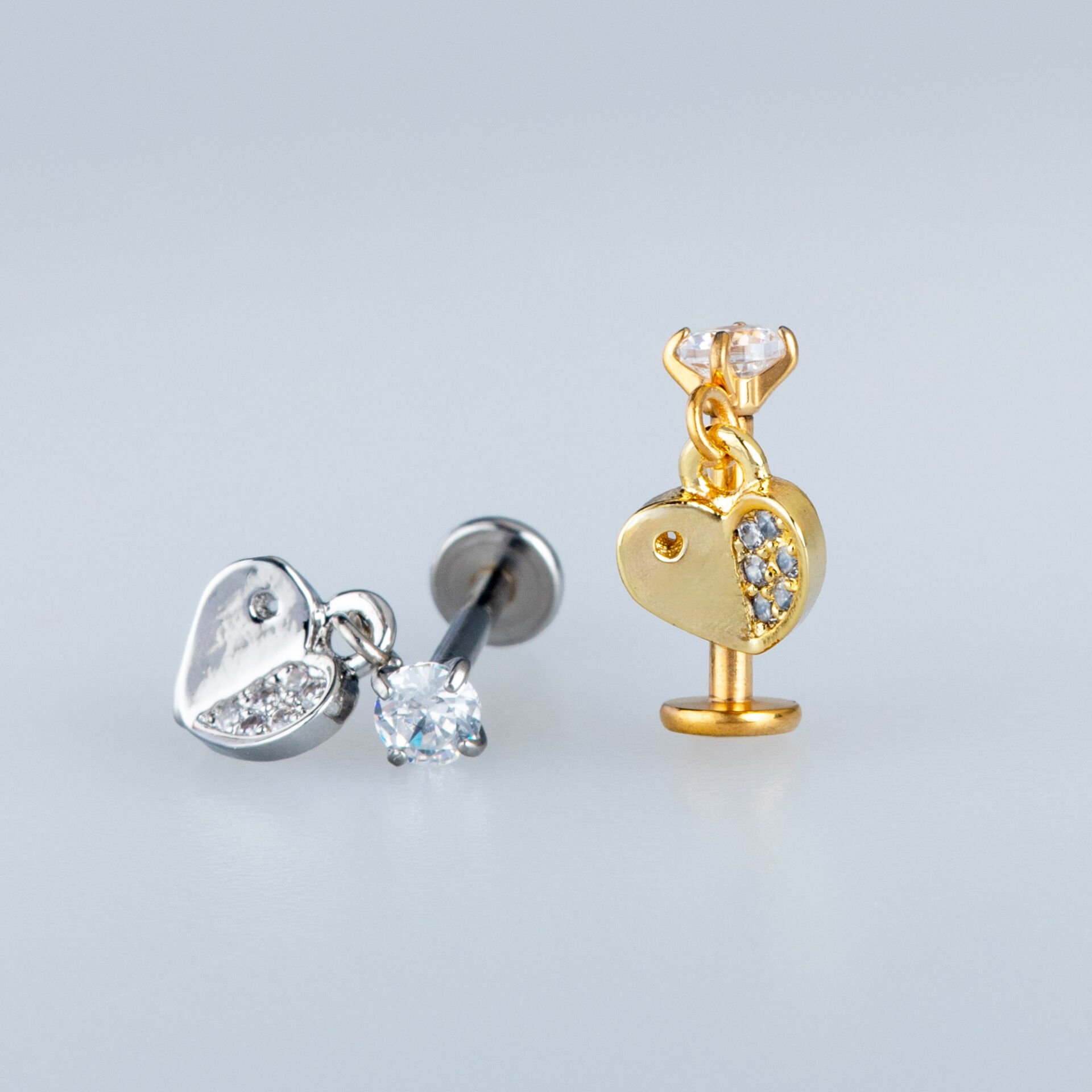 Piercing Tragus Helix Kalp