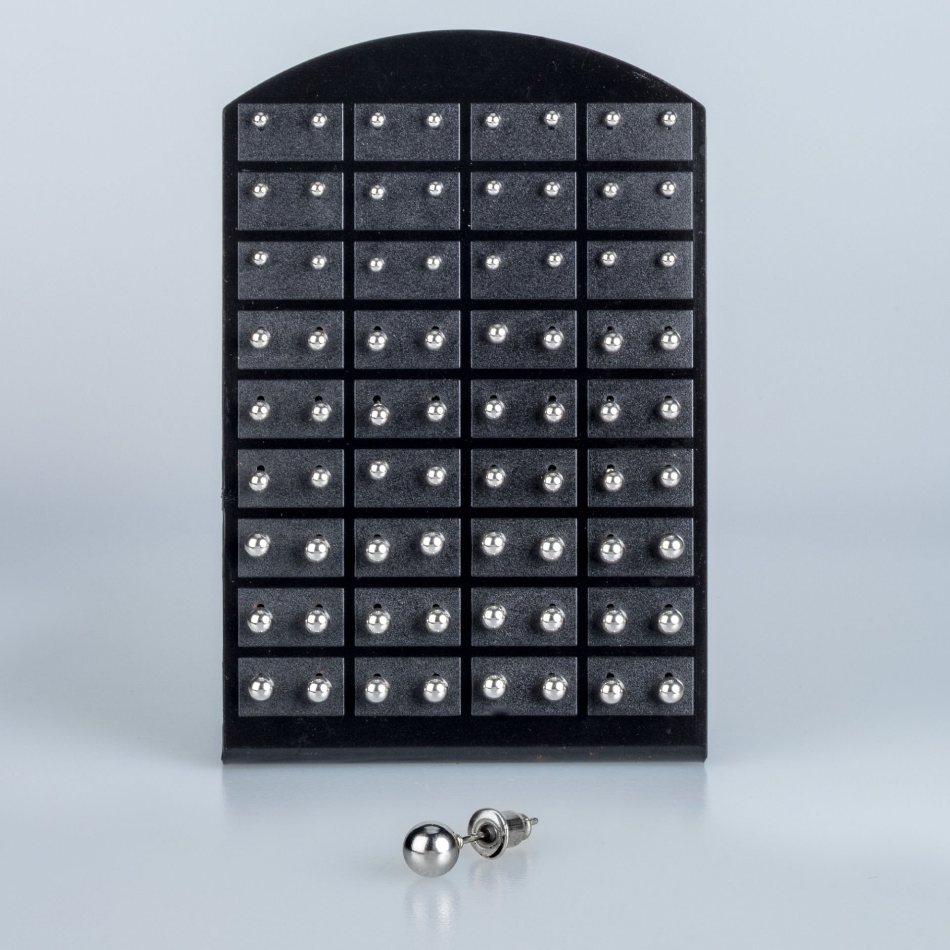 حزمة الأقراط الفولاذية