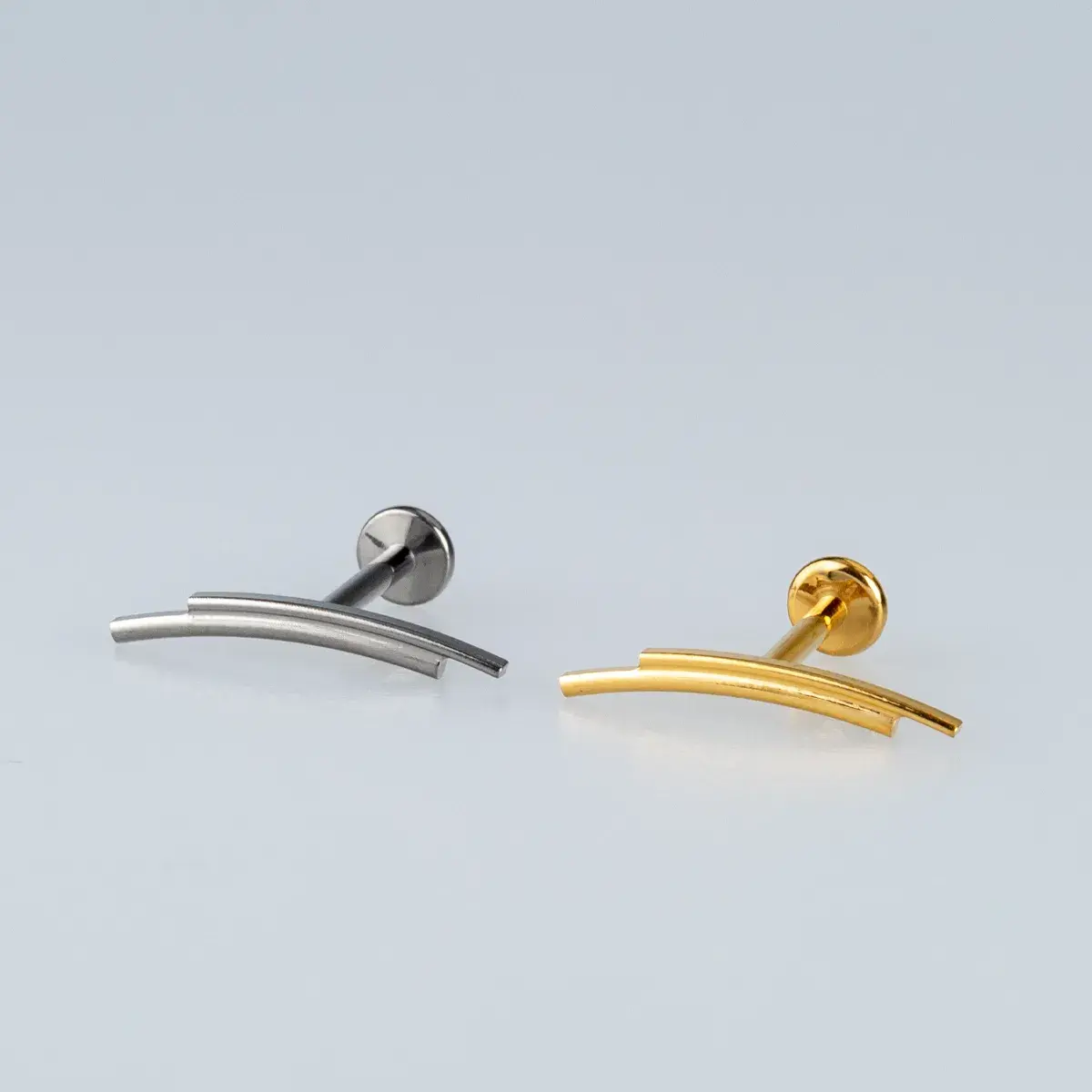Toptan Piercing Titanyum Çift Kavis Çizgili Tragus Helix Labret Vos Etnik Takı