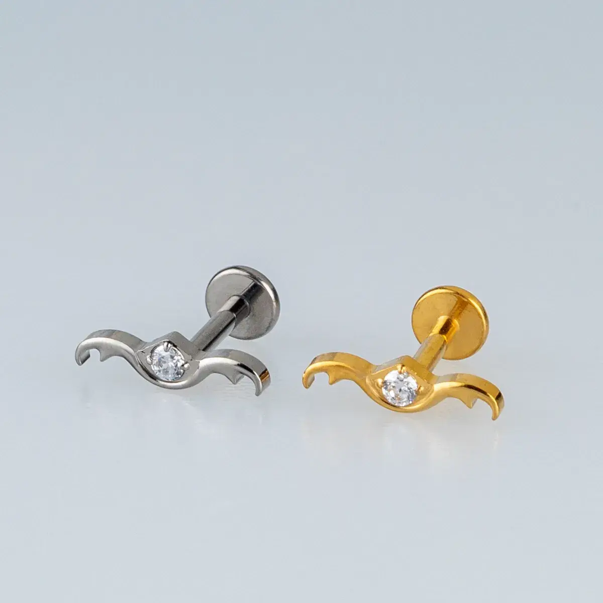 Toptan Piercing Titanyum Yarasa Kanadı Tragus Helix Labret Vos Etnik Takı Beyaz 8mm