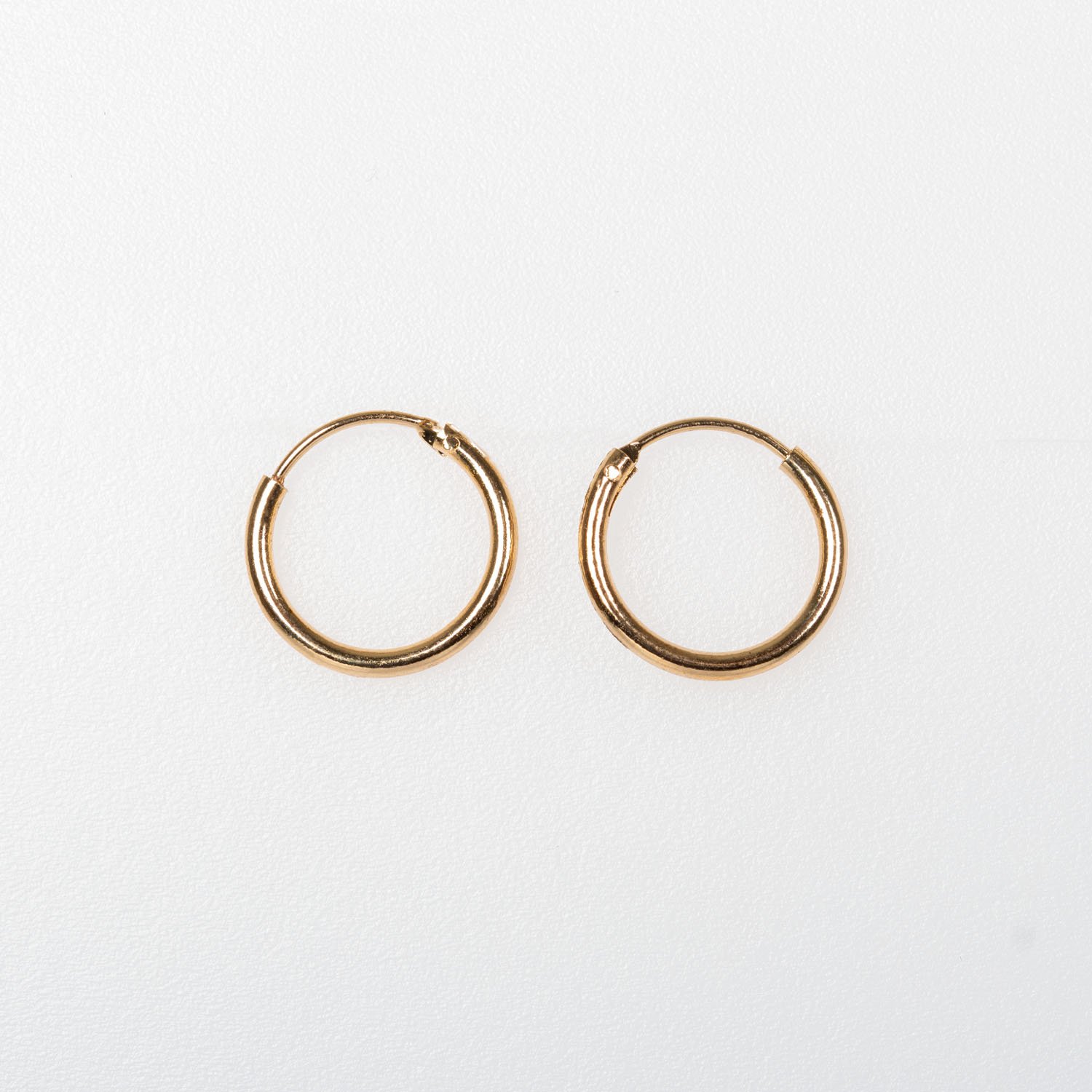 طول حزمة القرط الدائري: 15 مللي متر